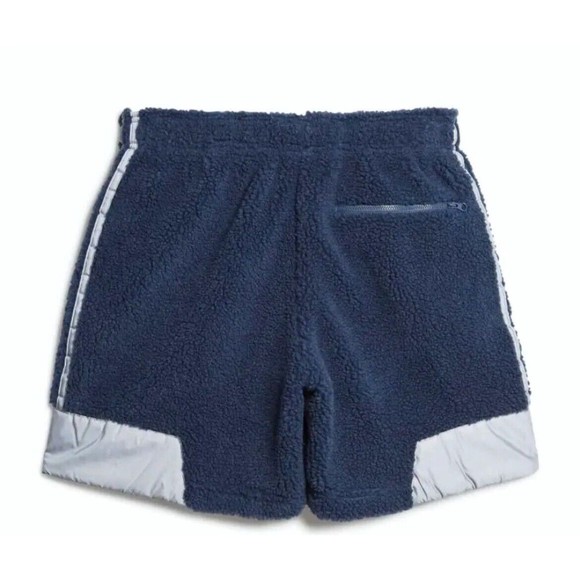 Adidas Originals Blondey Sherpa Shorts Men\'s Size Small. 3M, Sherpa, Zip Pockets main image 2